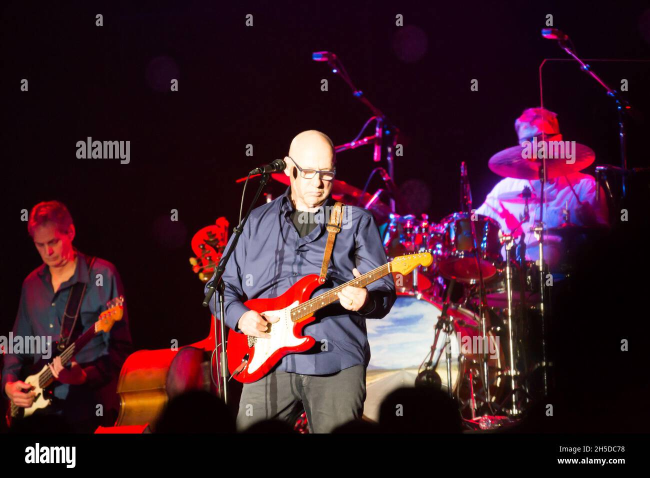 Mark Knopfler gibt ein Konzert im Palau Sant Jordi Stockfoto