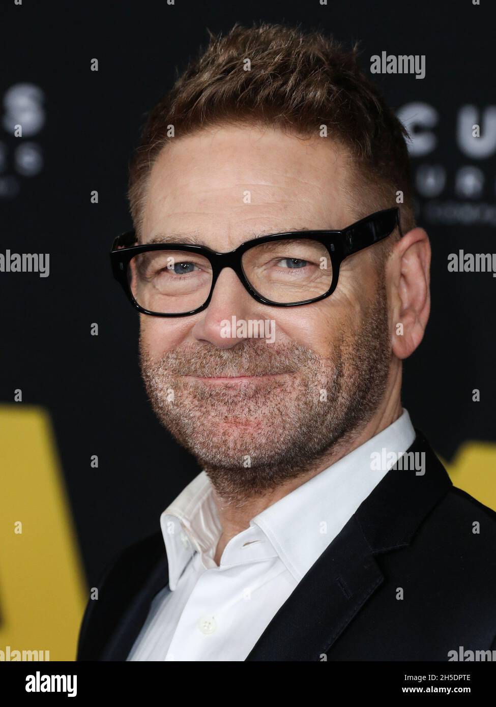 Los Angeles, Usa. November 2021. LOS ANGELES, KALIFORNIEN, USA - 08. NOVEMBER: Der Schauspieler Kenneth Branagh kommt bei der Los Angeles Premiere von Focus Features' 'Belfast' an, die am 8. November 2021 im Academy Museum of Motion Picturs in Los Angeles, Kalifornien, USA, stattfand. (Foto von Xavier Collin/Image Press Agency) Quelle: Image Press Agency/Alamy Live News Stockfoto