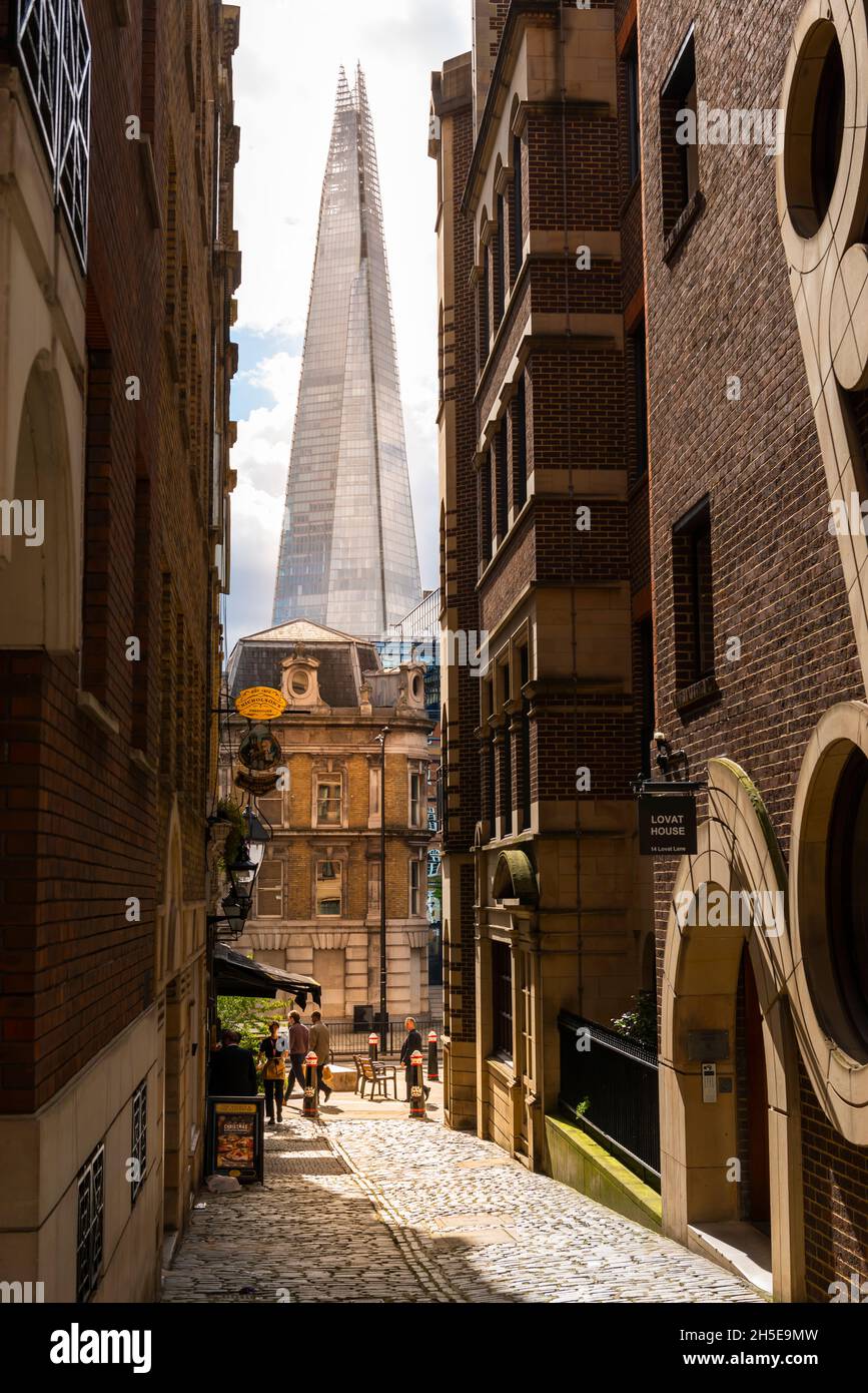 The Shard aus Lovat Lane, London Stockfoto
