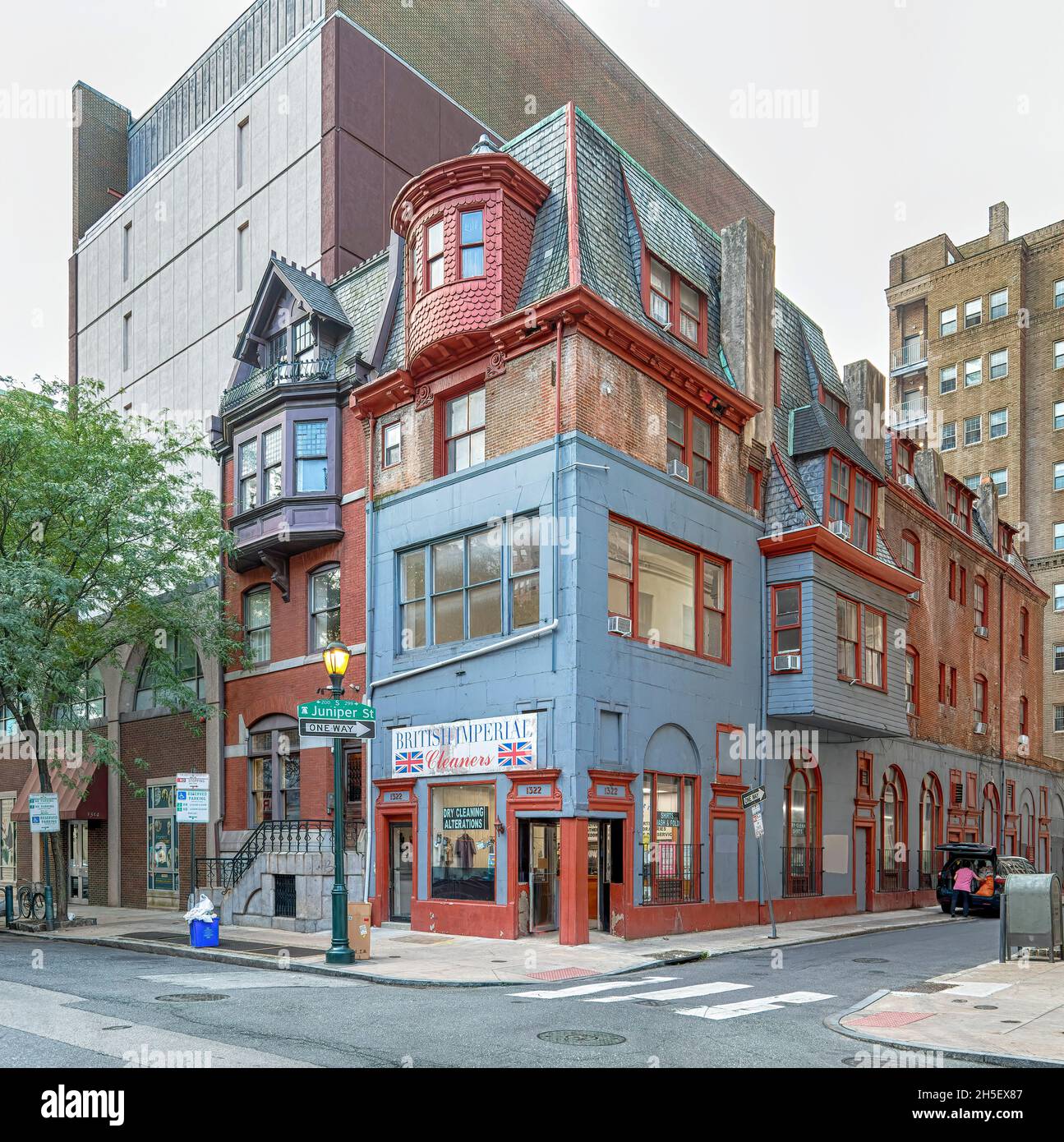 1320 (Cassatt House) und 1322 (Wister Residence) an der Locust Street, Wahrzeichen im Viertel Washington Square West von Philadelphia. Stockfoto