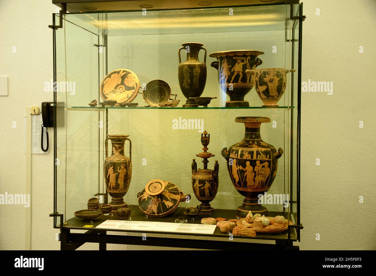 Funde im Museum von Paestum Stockfoto