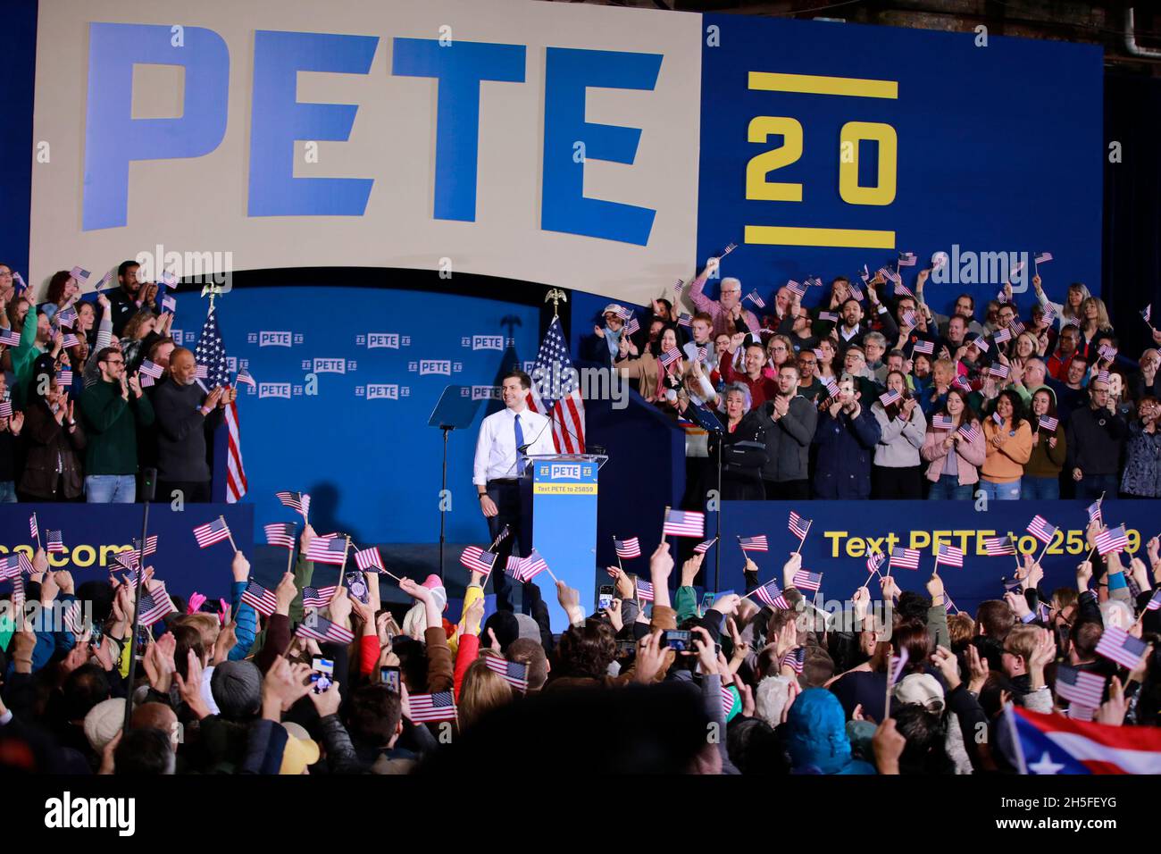 South Bend, Indiana Bürgermeister Pete Buttigieg kündigt an, dass er für den Präsidenten der Vereinigten Staaten in der Wahl 2020 während einer Wahlkampfveranstaltung Sonntag im Studebaker Gebäude 84 kandidiert. Stockfoto