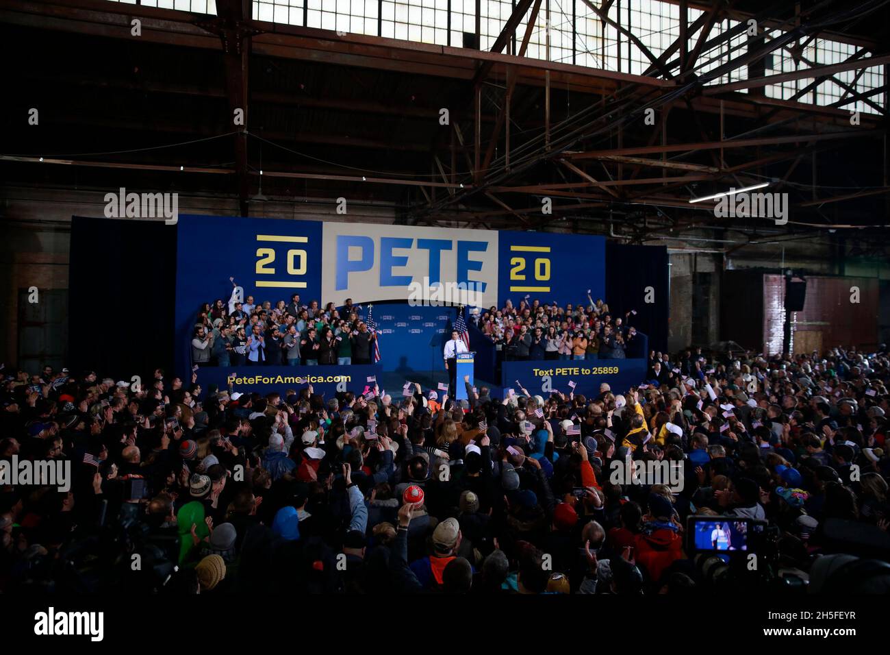 South Bend, Indiana Bürgermeister Pete Buttigieg kündigt an, dass er für den Präsidenten der Vereinigten Staaten in der Wahl 2020 während einer Wahlkampfveranstaltung Sonntag im Studebaker Gebäude 84 kandidiert. Stockfoto