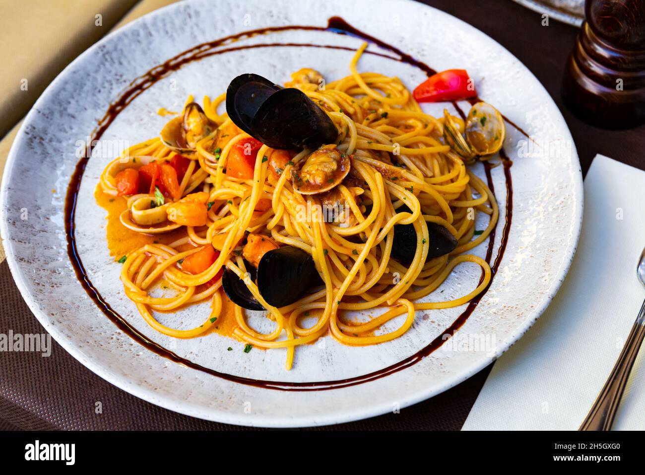 Italienische Spaghetti al Frutti di Mare Stockfoto