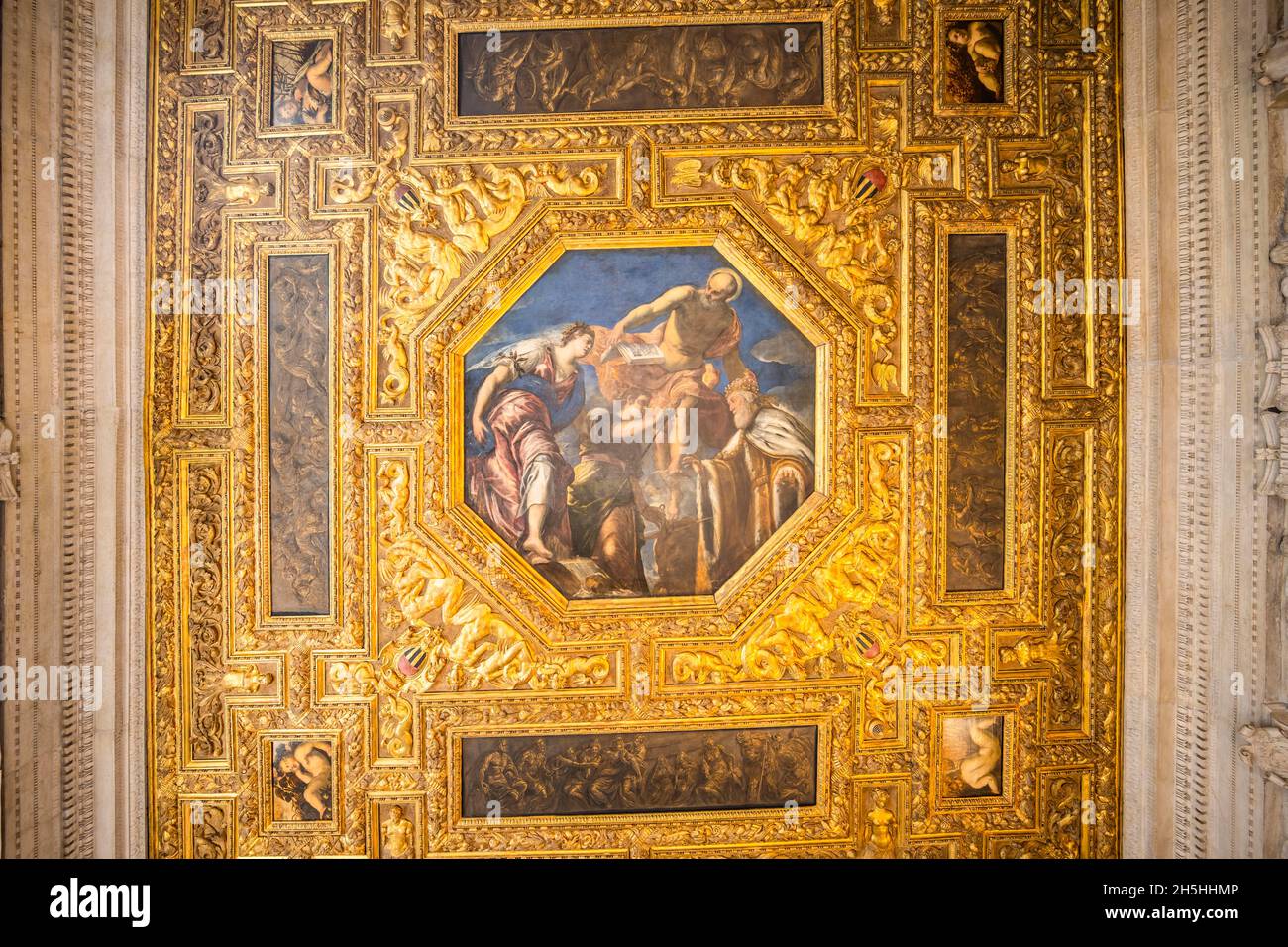 Dekorierte Decke, Fresko und Deckenmalerei, Interieur, Dogenpalast, Palazzo Ducale, Venedig, Venetien, Italien Stockfoto