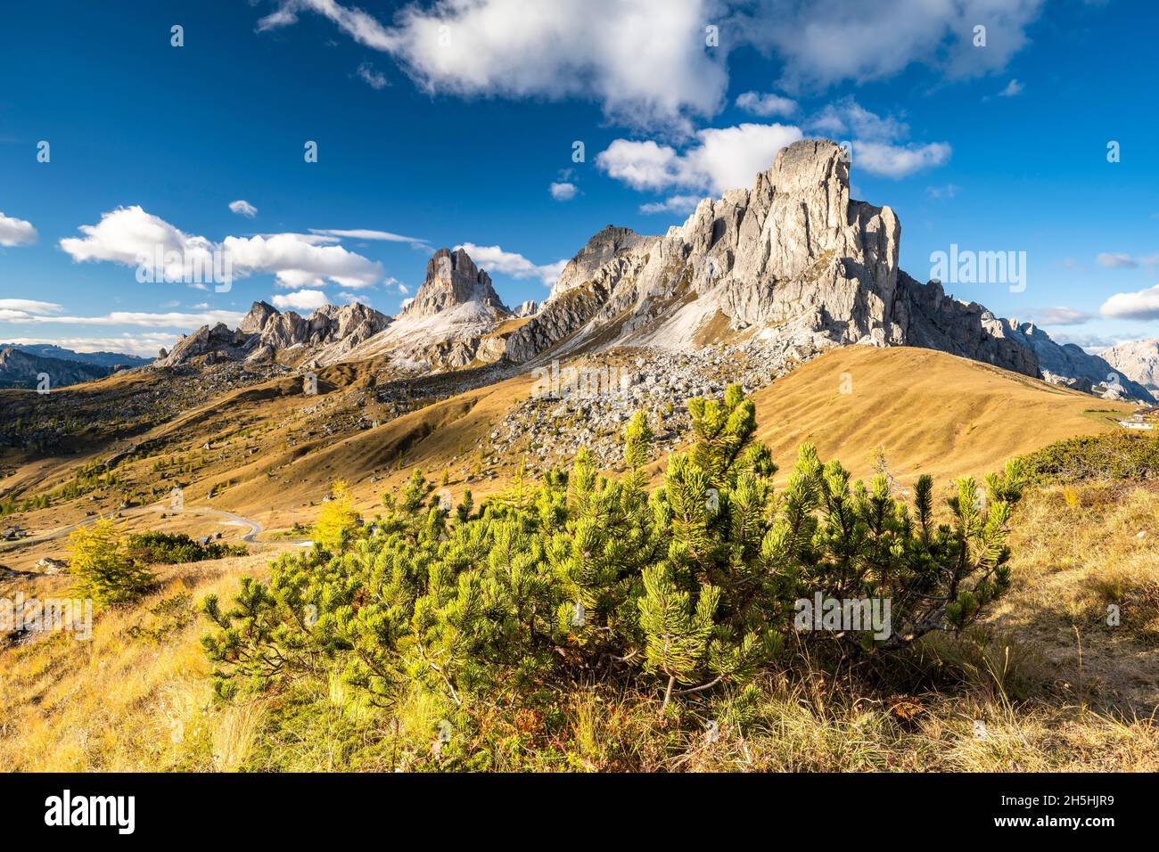 La Gusela am Giau-Pass, Dolomiten, Venetien, Italien Stockfoto