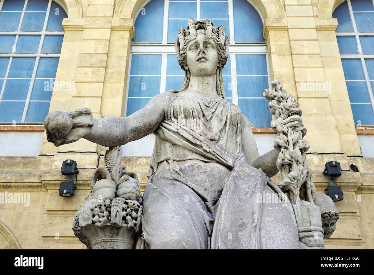 Statue de la Paix, von Joseph Chinard, Gare de Noailles, Rue du Marche des Capucins, Marseille, Frankreich Stockfoto