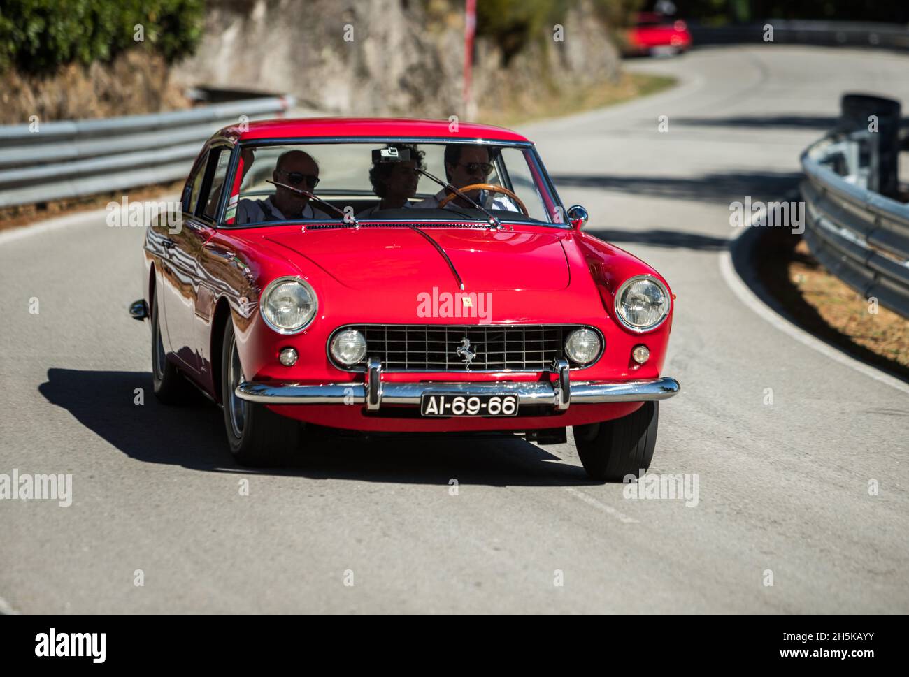 Caramulo, Portugal - 04. September 2021: Red Ferrari 250 GT Coupe Pininfarina beim Caramulo Motorfestival 2021 Stockfoto