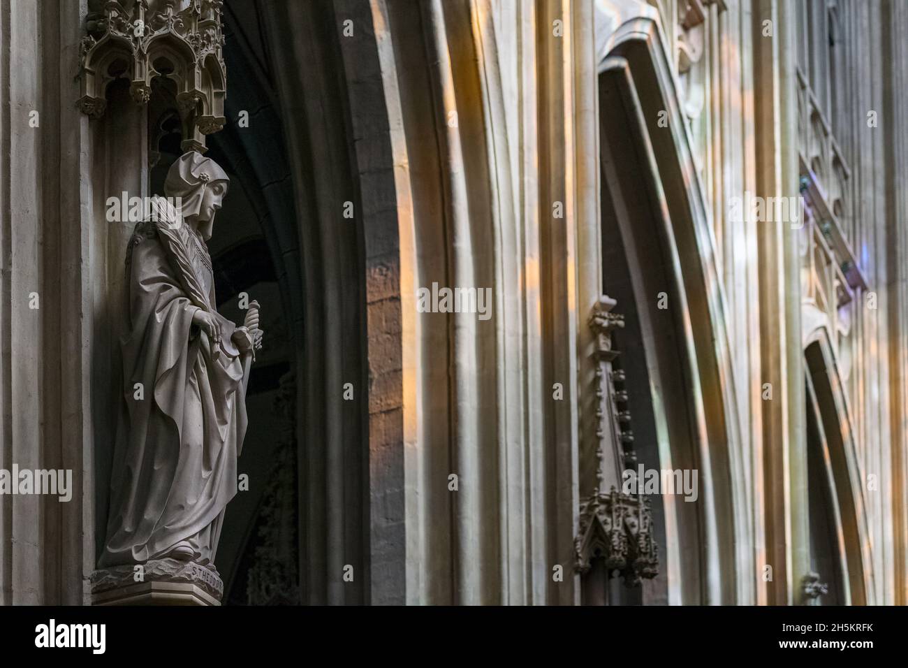 Statue des Heiligen Theodora, St. John’s Cathedral, Den Bosch; 's-Hertogenbosch, Nordbrabant, Niederlande Stockfoto