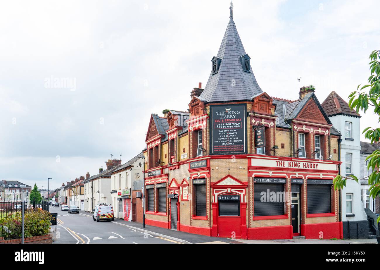 Der ehemalige King Harry Pub an der Ecke Anfield Road und Blessington Road, Anfield, Liverpool 4. Aufgenommen im September 2021. Stockfoto