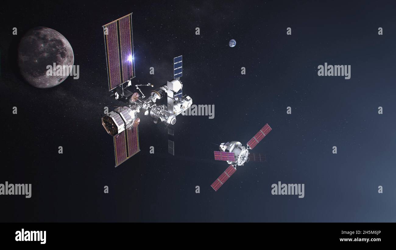 Lunar Orbit, Vereinigte Staaten von Amerika. 10. November 2021. Illustration der Raumstation SpaceX Gateway im Mondorbit, während sich das Raumschiff Artemis nähert. Das Gateway wird als Transferstation zwischen der Orion-Sonde und dem Mondlander auf Artemis-Missionen zum Mond dienen. NASA-Administrator Bill Nelson gab am 9. November 2021 bekannt, dass die Artemis-Missionen mit Besatzungsflügen voraussichtlich bis 2024 durchgeführt werden. Quelle: NASA/NASA/Alamy Live News Stockfoto