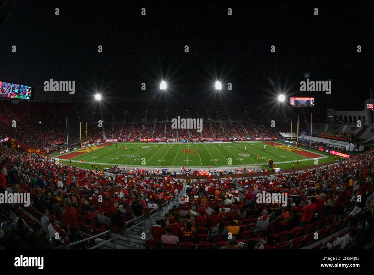 Gesamtansicht des Los Angeles Memorial Coliseum während eines NCAA-Fußballspiels zwischen den Südkalifornischen Trojanern und den Utah Utes, Satu Stockfoto