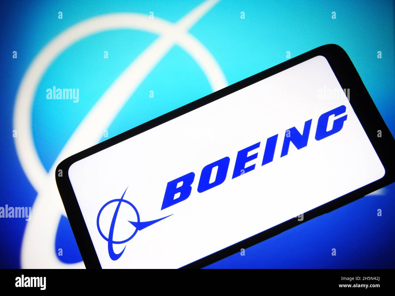 Ukraine. November 2021. In dieser Abbildung ist das Logo der Boeing Company auf einem Smartphone-Bildschirm zu sehen. (Bild: © Pavlo Gonchar/SOPA Images via ZUMA Press Wire) Stockfoto