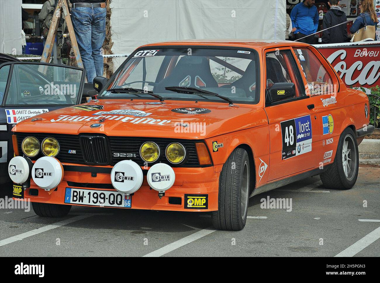 BMW 323i bei der Rallye Costa Brava Historic-2015 in Lloret de Mar, Gerona, Katalonien, Spanien Stockfoto