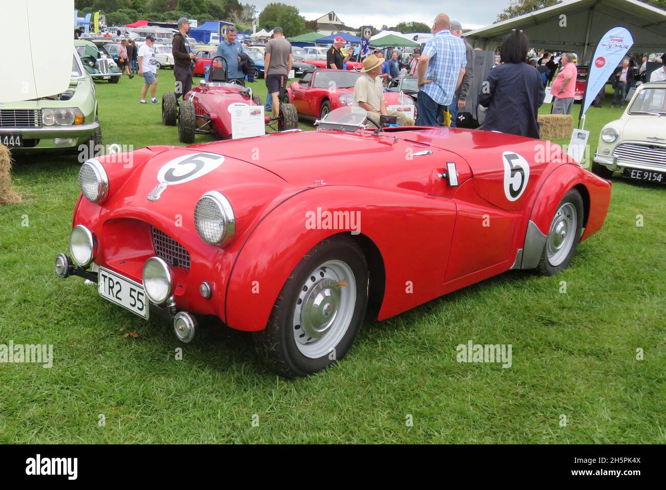 Triumph TR2 auf der Brit Euro Car Show, Lloyd Elsmore Park, 11. April 2021 Stockfoto