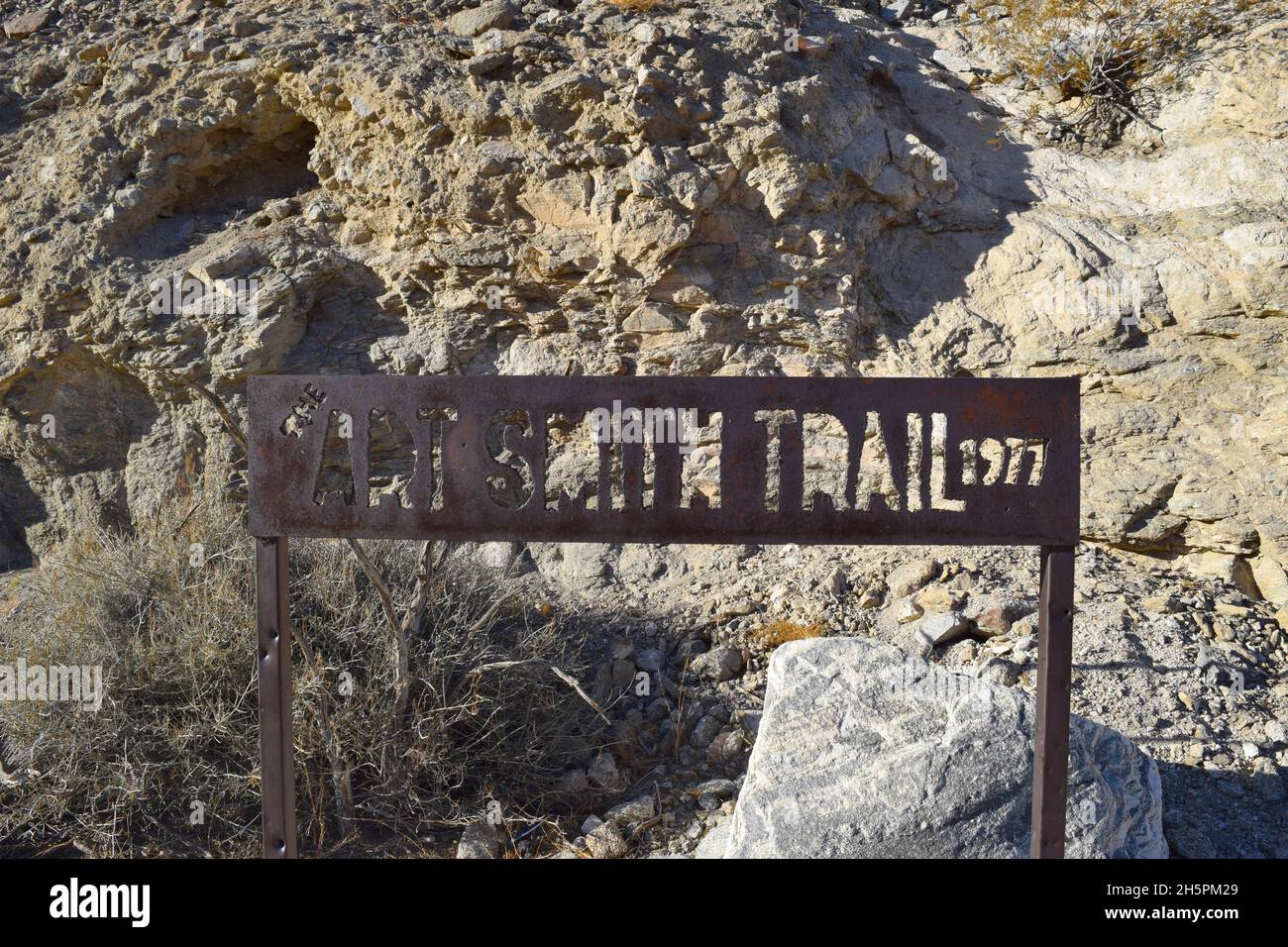 Schild für den Art Smith Trail Trailhead in der Nähe von Palm Desert, Kalifornien Stockfoto