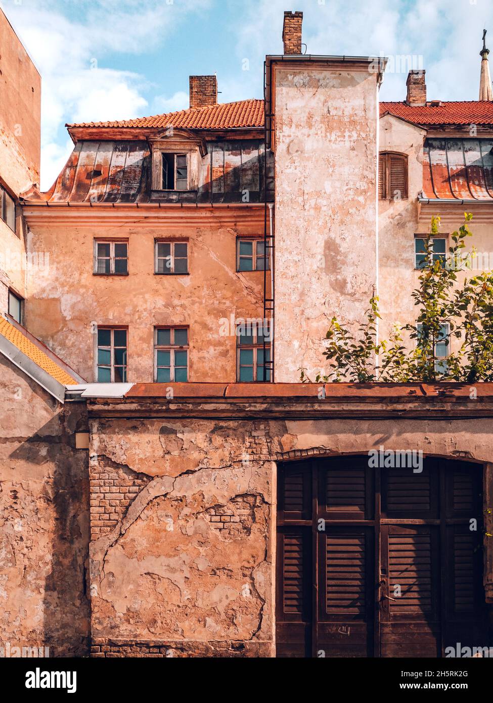 Blick auf das alte Gebäude in Riga Stockfoto