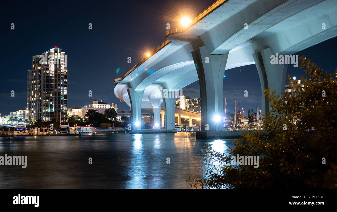 Wunderschöne ruhige Nacht in Americas Number 1 Beach Clearwater Beach Bridge Stockfoto