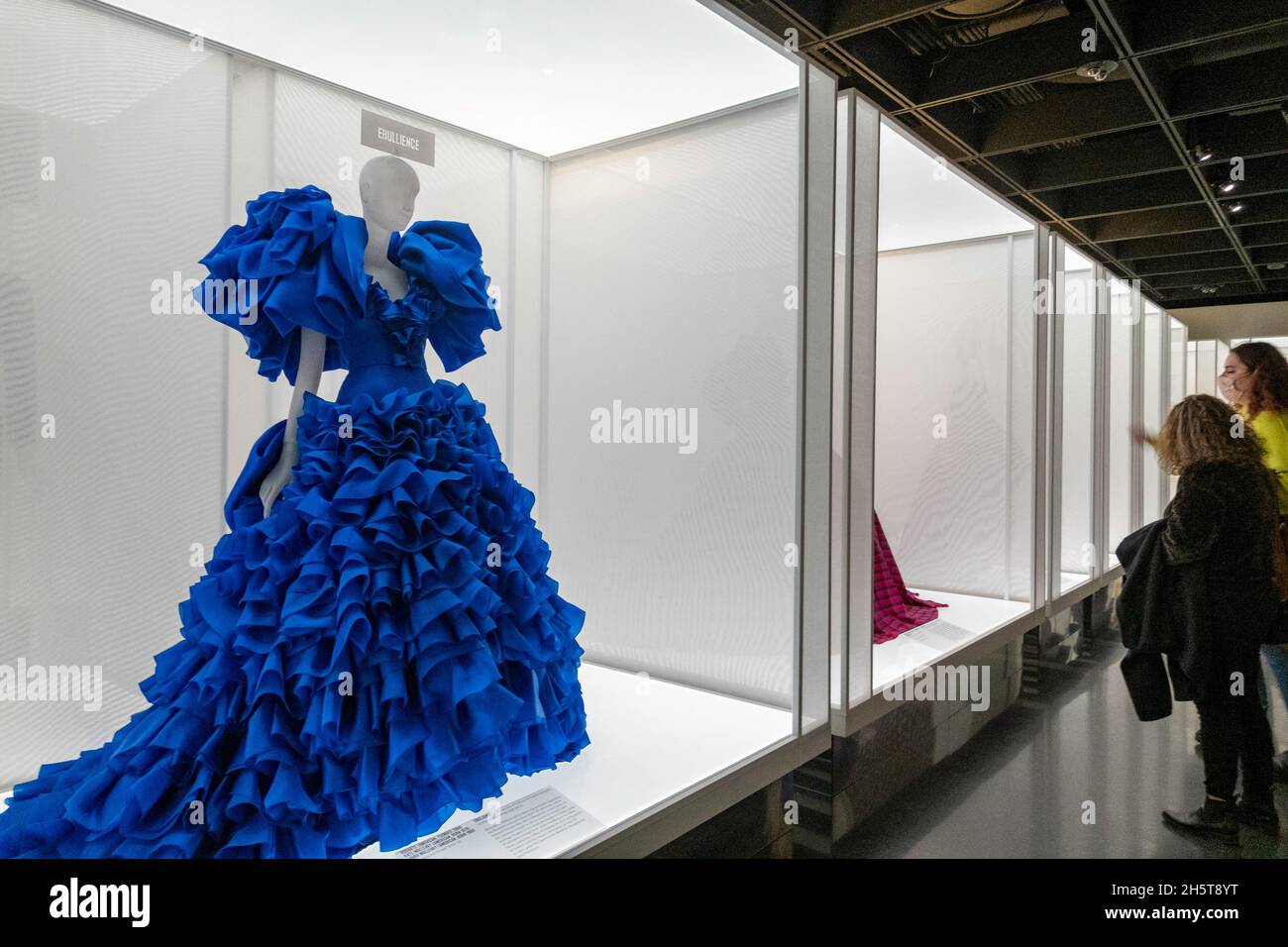 „in America: A Lexicon of Fashion“ im Metropolitan Museum of Art in New York City, USA 2021 Stockfoto