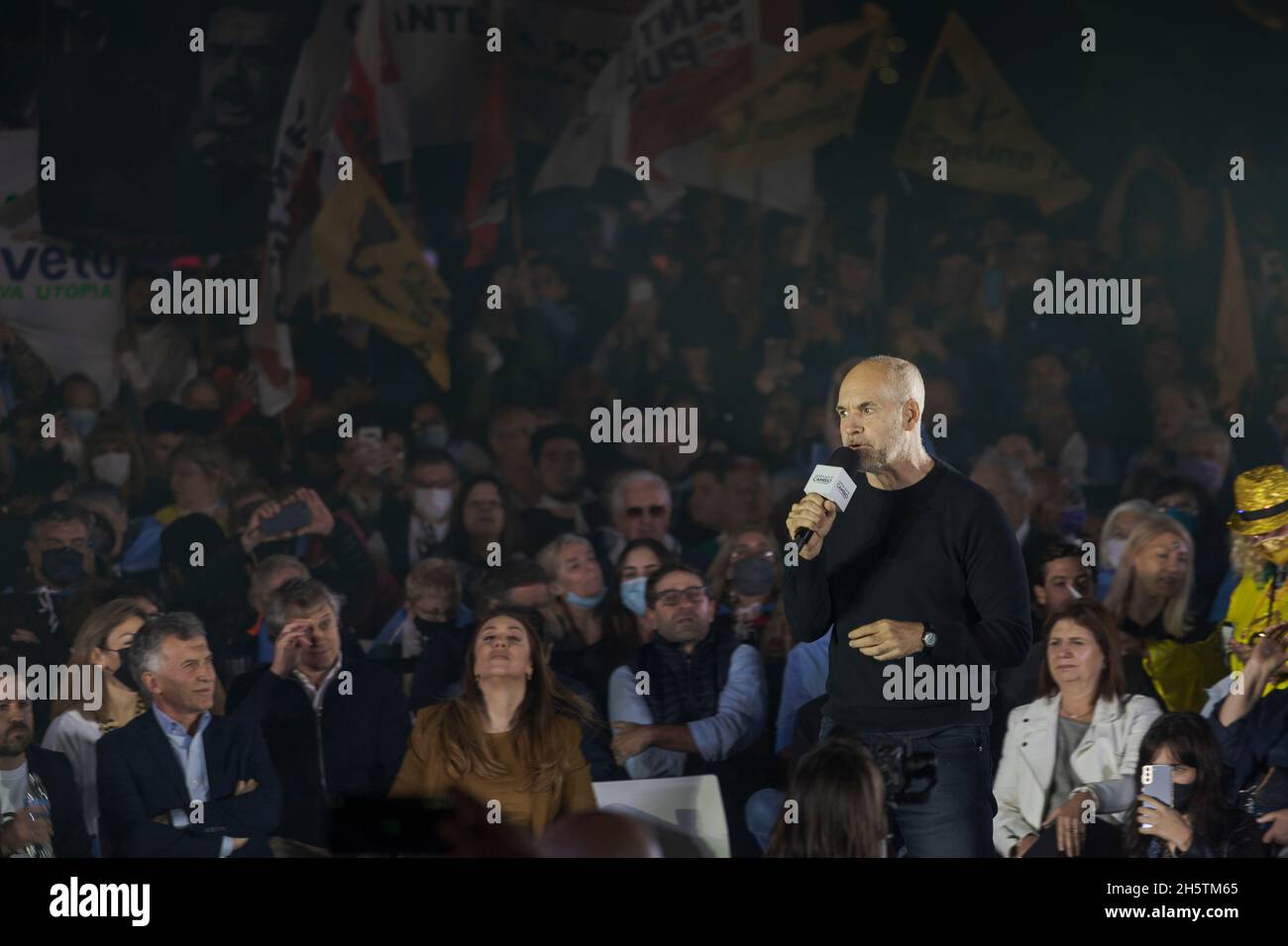 Ciudad de Buenos Aires, Argentinien. November 2021. Horacio RodrÃ-guez Larreta, Regierungschef der Stadt, hielt eine Rede bei der Abschlusszeremonie der JxC-Kampagne. (Bild: © Esteban Osorio/Pacific Press via ZUMA Press Wire) Bild: ZUMA Press, Inc./Alamy Live News Stockfoto
