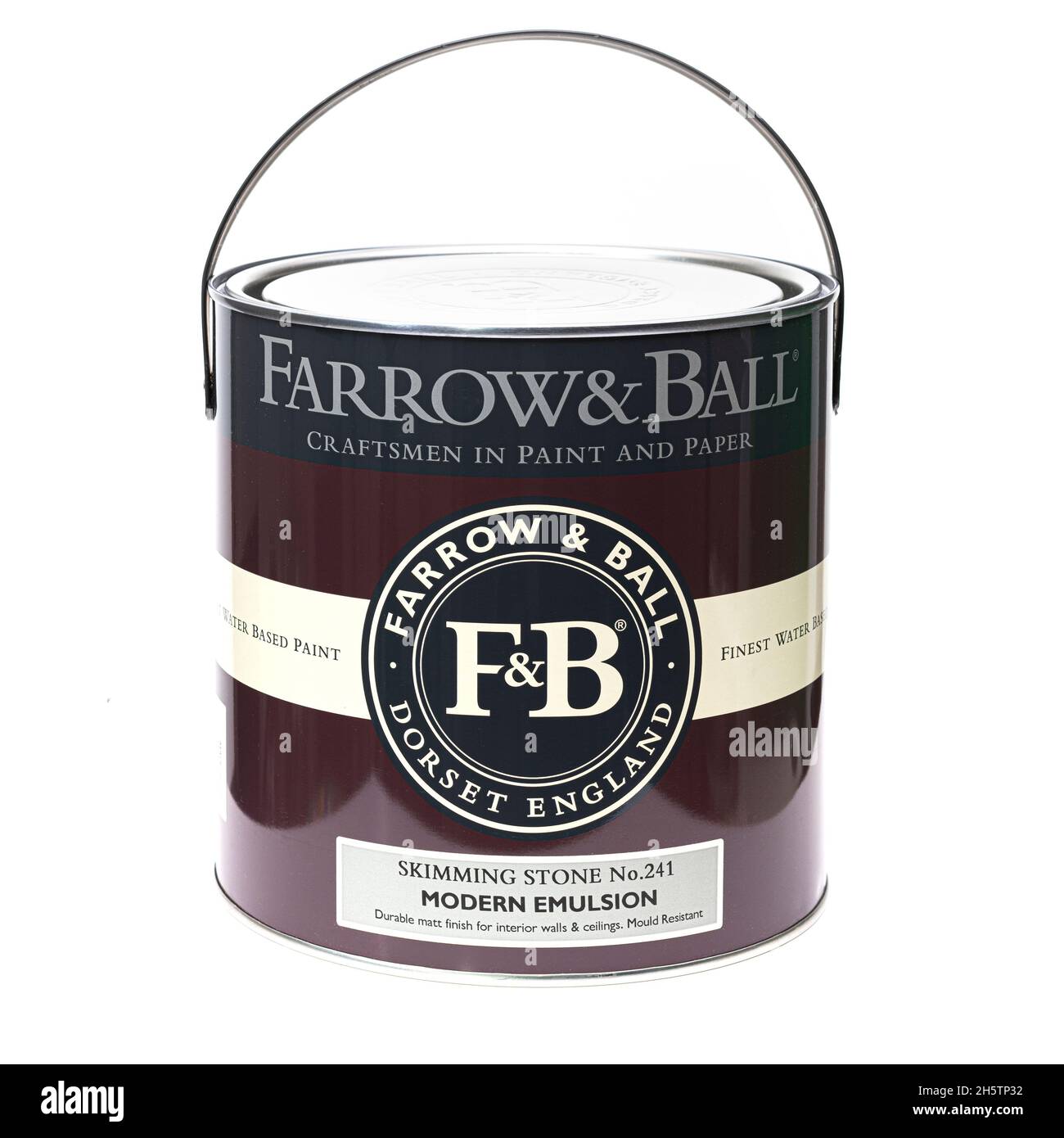 SWINDON, UK - 11. NOVEMBER 2021: Zinn aus Farrow und Ball Skiming Stone No 241 Moderne Emulsionsfarbe auf weißem Hintergrund - Farrow und Ball sind Handwerk Stockfoto