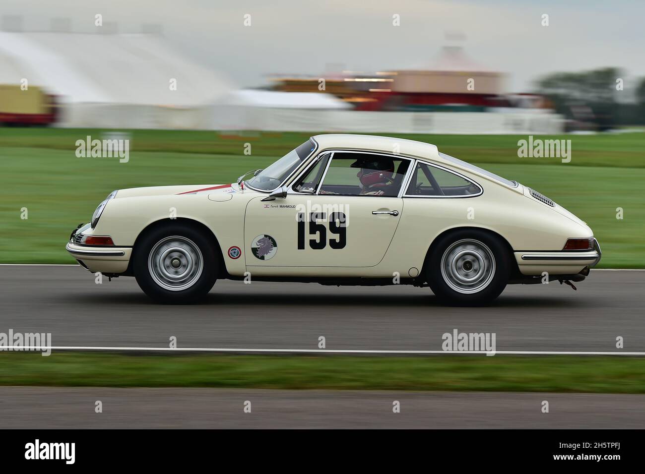 Tarek Mahmoud, Porsche 901, Ronnie Hoare Trophy, Road Going Sports und GT-Autos repräsentativ für diejenigen, die in Rennen zwischen 1960 und 1966, G Stockfoto