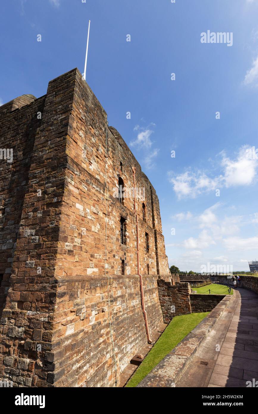Mittelalterliches Großbritannien; Carlisle Castle - The Keep oder Great Tower, ein mittelalterliches Gebäude aus dem 11th. Jahrhundert, das im Besitz von English Heritage, Carlisle, Cumbria UK ist Stockfoto