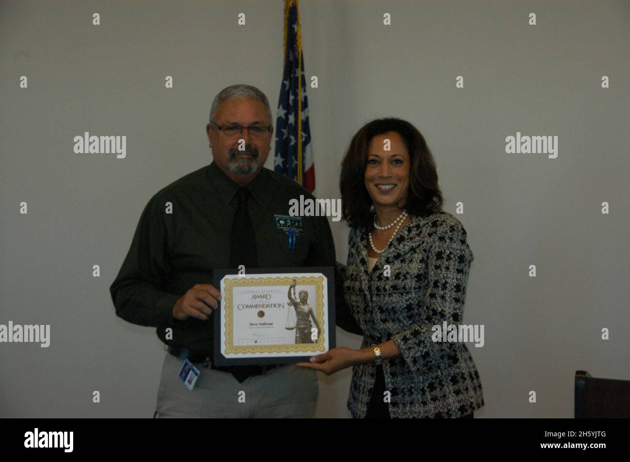 Die Generalanwältin Kamala Harris führt in einer von acht landesweiten Zonenversammlungen lokale Strafverfolgungsbehörden ein. Riverside Ca. 7. September 2014 Stockfoto