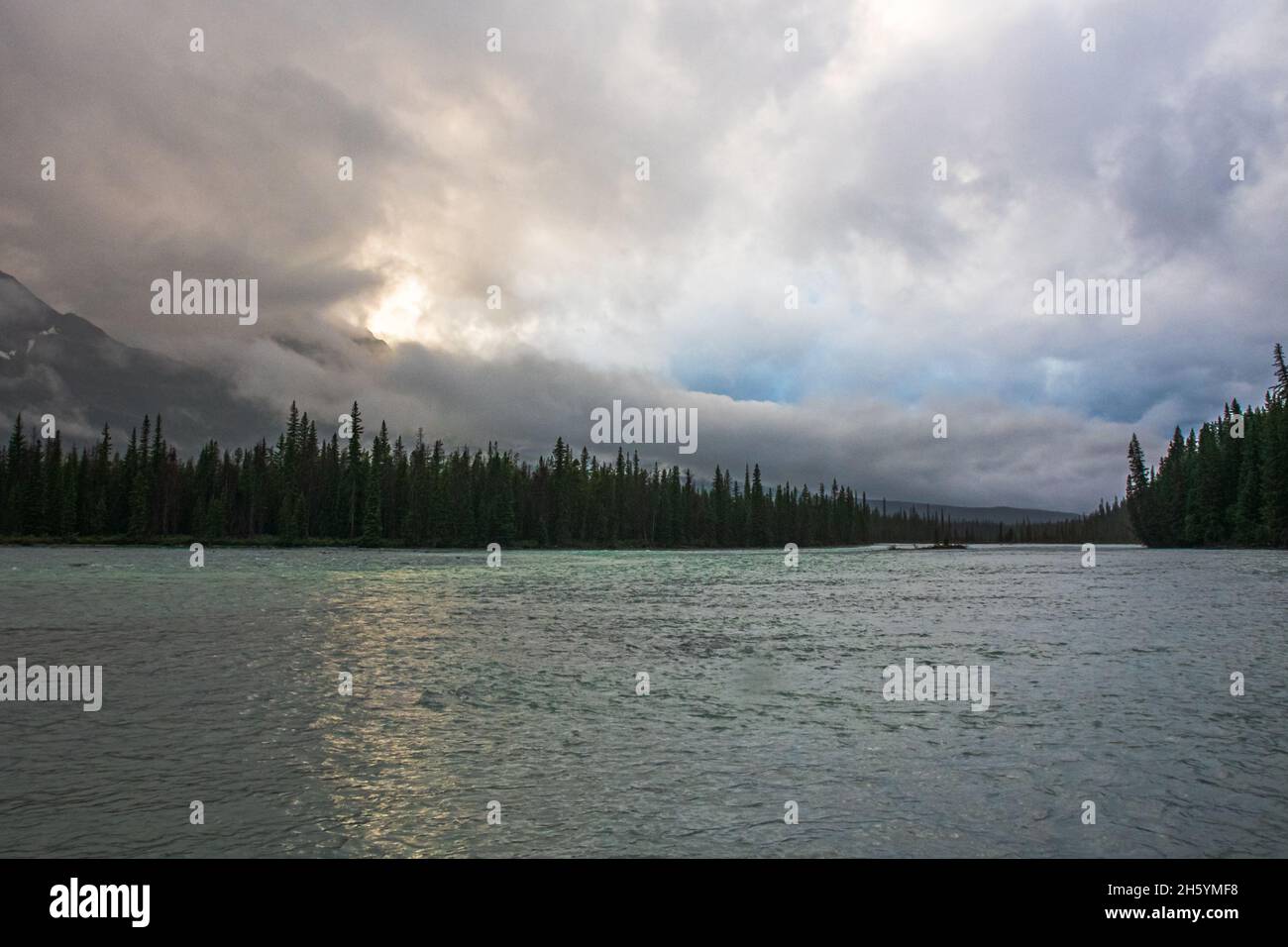Columbia Ice Fields parkway Berglandschaft in Alberta Kanada im Sommer Stockfoto