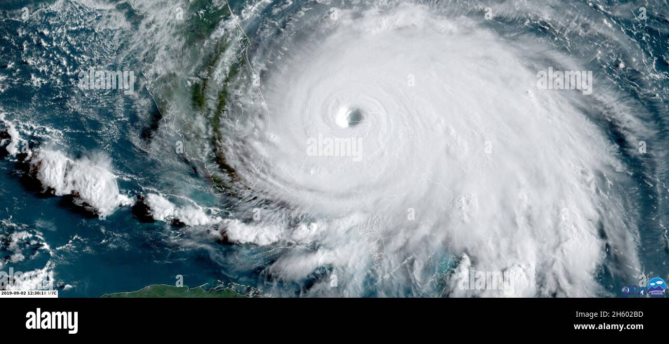 Satellitenbild des Orskans Dorian, der am 2. September 2019 über den Grand Bahama zog Stockfoto