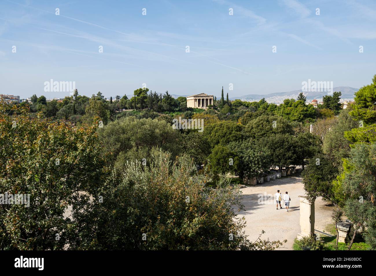 Athen, Griechenland. November 2021. Blick auf den Tempel des Hephaestus in der archäologischen Stätte der antiken Agora, im Stadtzentrum Stockfoto