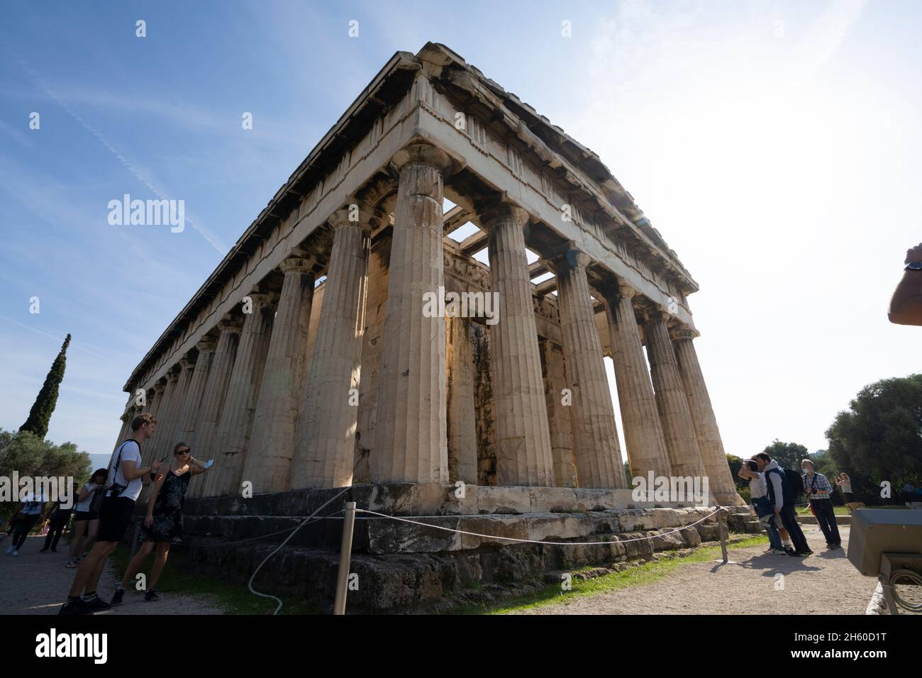 Athen, Griechenland. November 2021. Blick auf den Tempel des Hephaestus in der archäologischen Stätte der antiken Agora, im Stadtzentrum Stockfoto