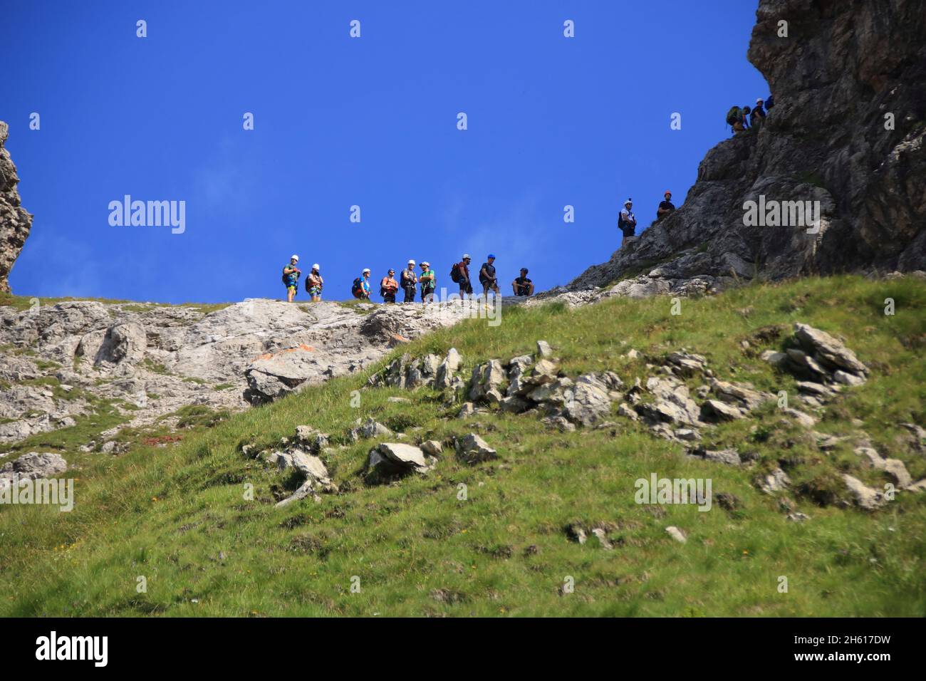 Blick auf den Hindelanger Klettersteig bei Oberstdorf, mit Staus auf dem Weg Stockfoto