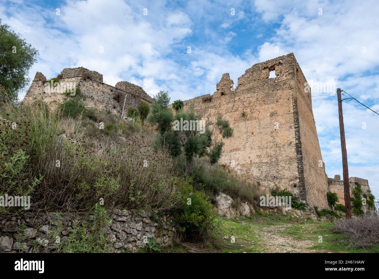 Die beeindruckenden Mauern von Kastro Griva, einer türkischen osmanischen Burg am Rande von Lefkada, Griechenland. Stockfoto