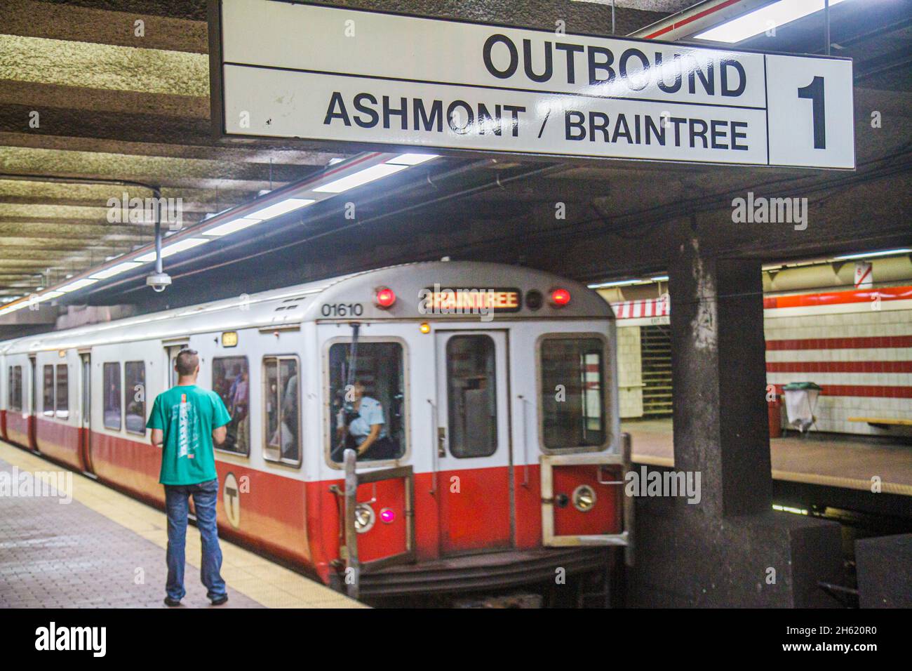 Boston Massachusetts, South Boston Andrew Station, MBTA T Red Line, Bahnsteig-U-Bahn Ashmont Braintree Schild abgehend Stockfoto