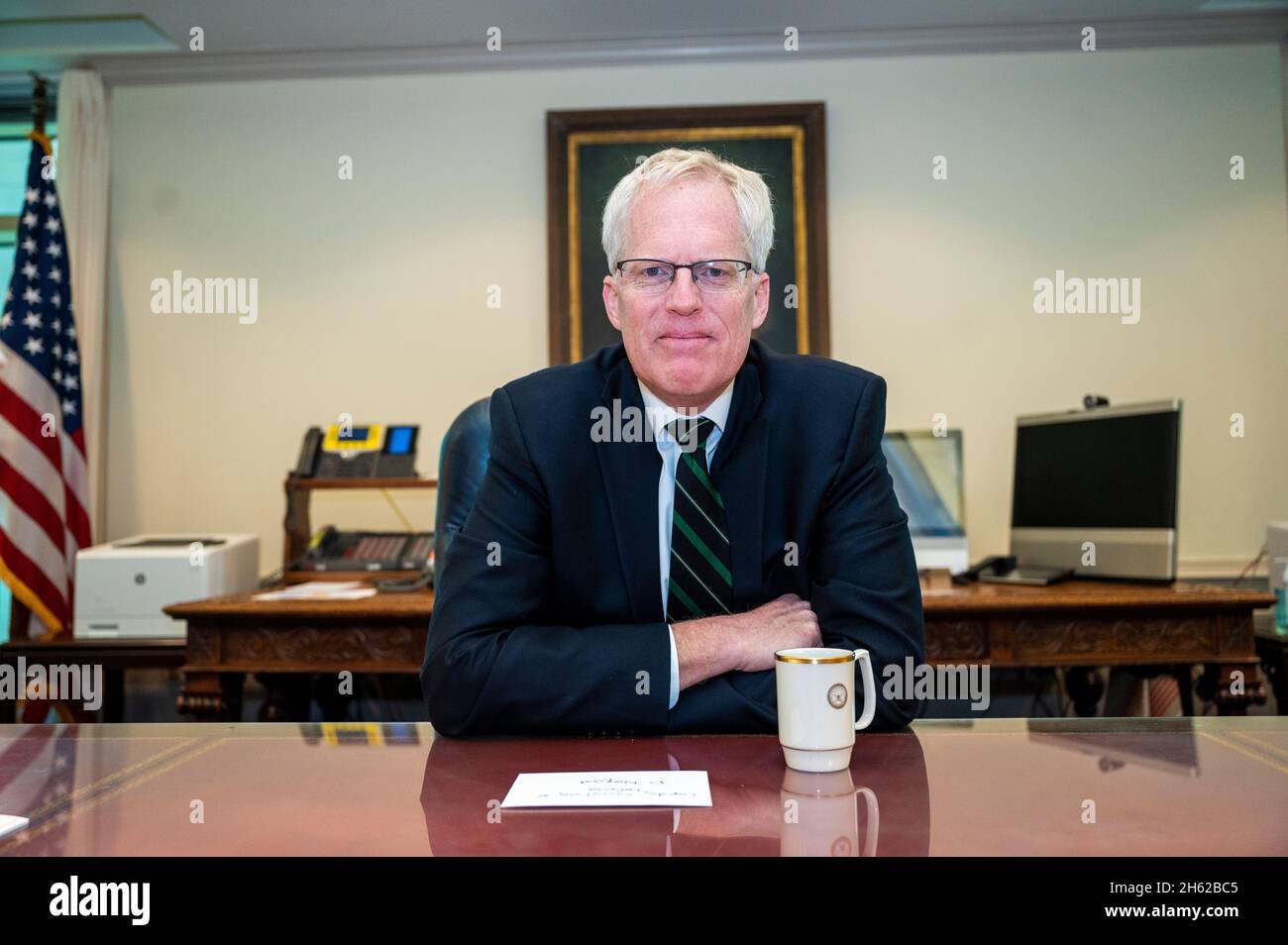 Berichtet: Der amtierende Verteidigungsminister Chris Miller bereitet sich auf den Übergang aus dem Büro des Verteidigungsministers, dem Pentagon, Washington, D.C., 20. Januar, vor. 2021. Stockfoto