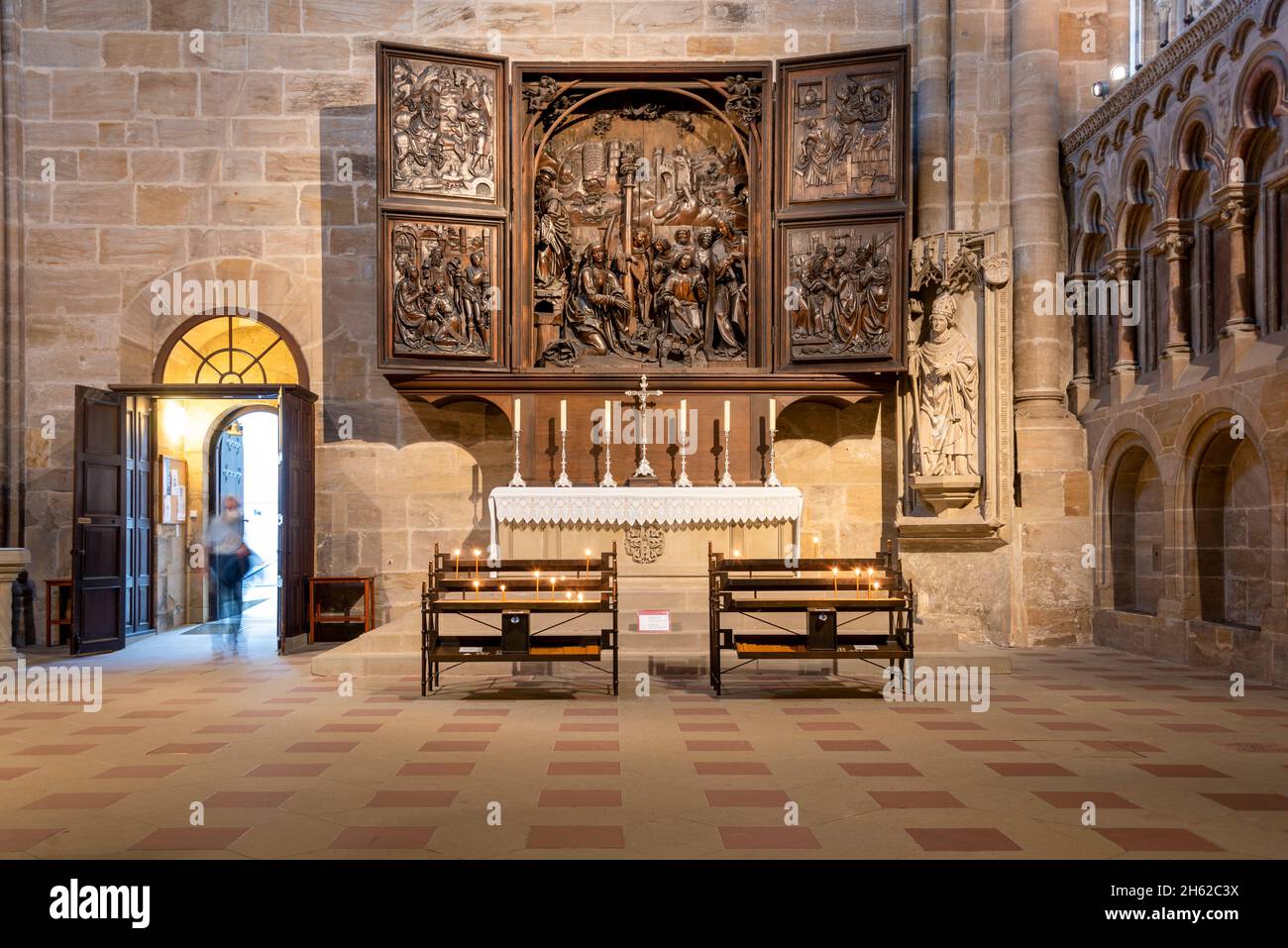 deutschland,bayern,oberfranken,bamberg,holzgeschnitzter Flügelaltar von veit stoss,1473-1533,Dom zu St. peter und St. georg Stockfoto