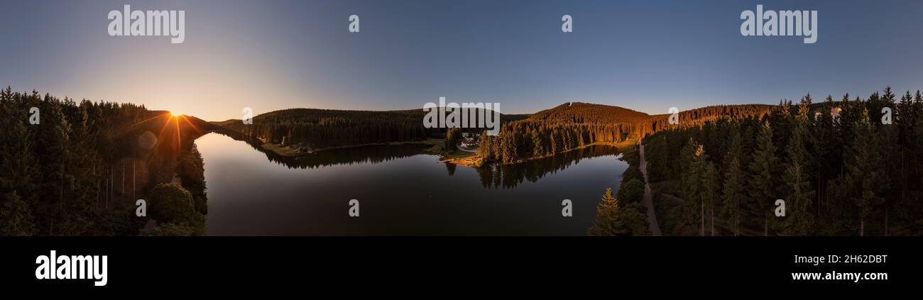deutschland,thüringen,oberhof,lütschetalsperre,Wald,Berge,Steinbruch,Sonnenaufgang,360 – Grad Panorama Stockfoto