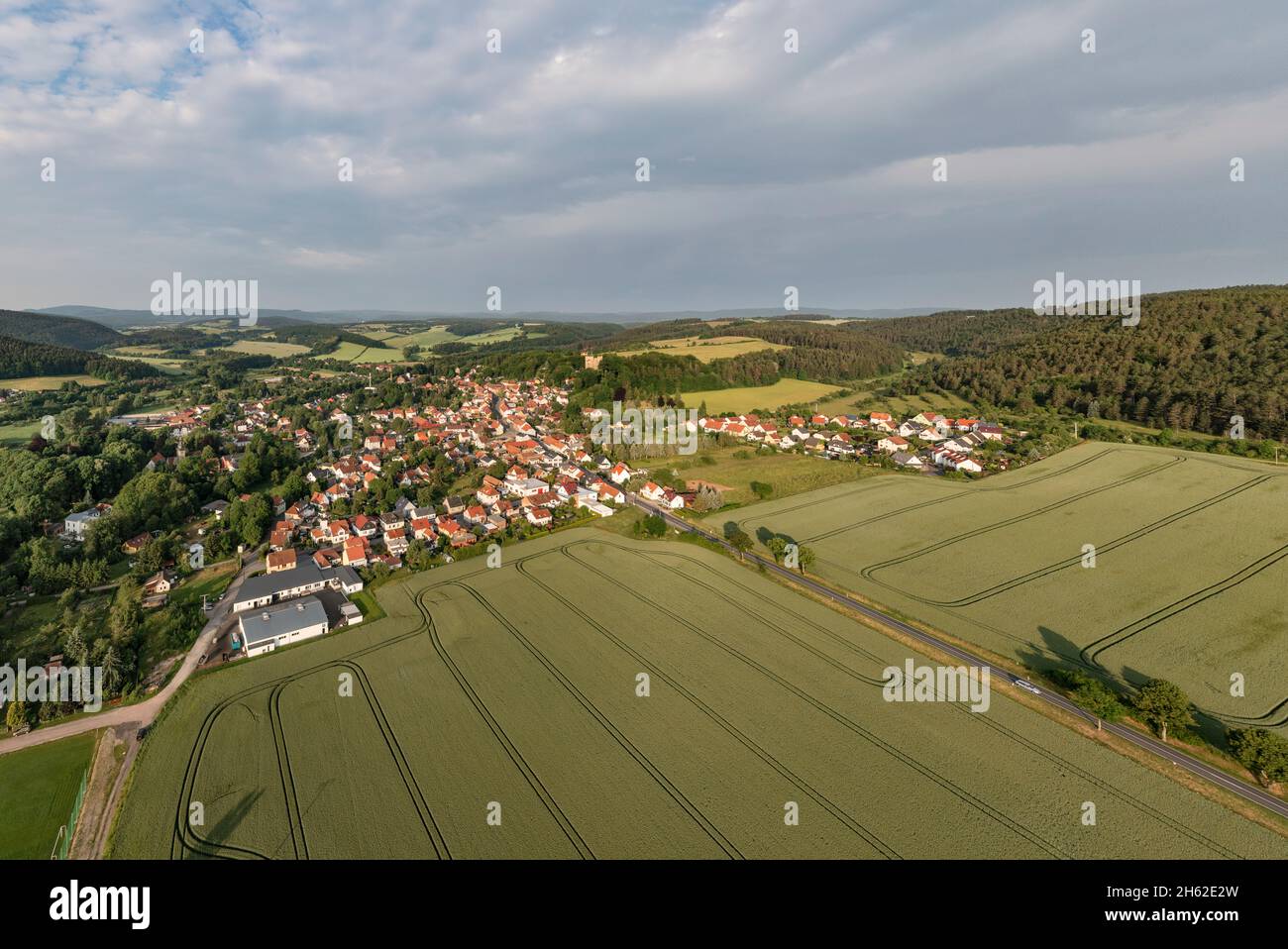 deutschland,thüringen,plaue,Häuser,Felder,Berge,Wälder,Übersicht,Luftbild Stockfoto