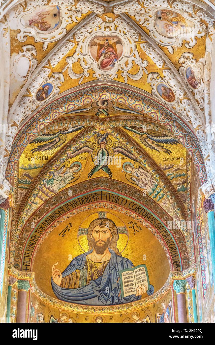 christ pantocrator befindet sich in der Kathedrale san salvatore, cefalu, sizilien, italien Stockfoto
