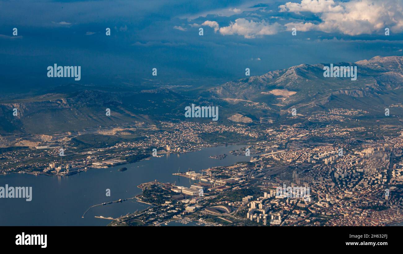 Luftaufnahme von kroatien aus einem Flugzeug Stockfoto