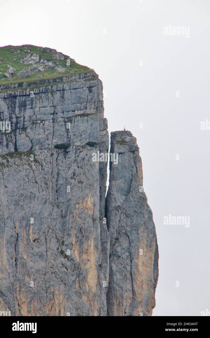 Blick vom Kreiner See Richtung Sagzahn, brandenberger alpen, tirol, Felsspalte Stockfoto