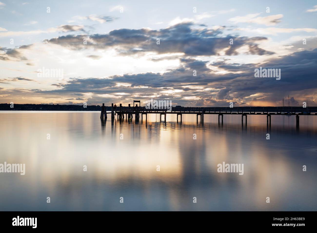 Steg in breitbrunn am ammersee Stockfoto
