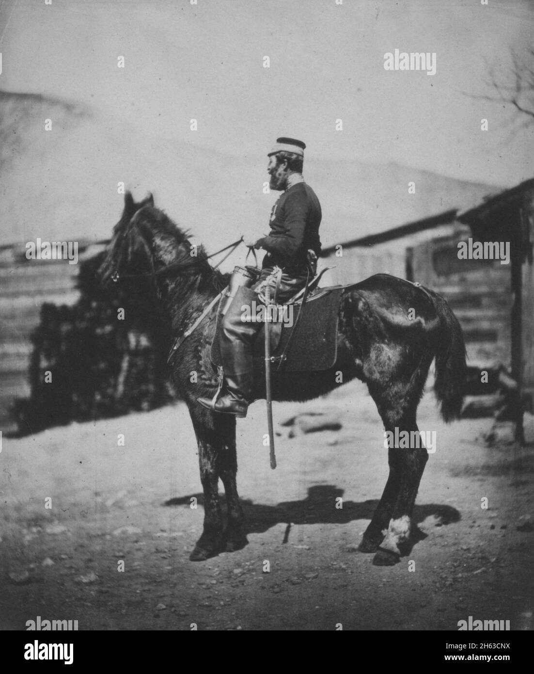 'Crimean war Photos: Quartermaster Hill, 4[th] Light Dragoons, das Pferd, das unmittelbar nach der Wintersaison genommen wurde, ca. 1855' Stockfoto