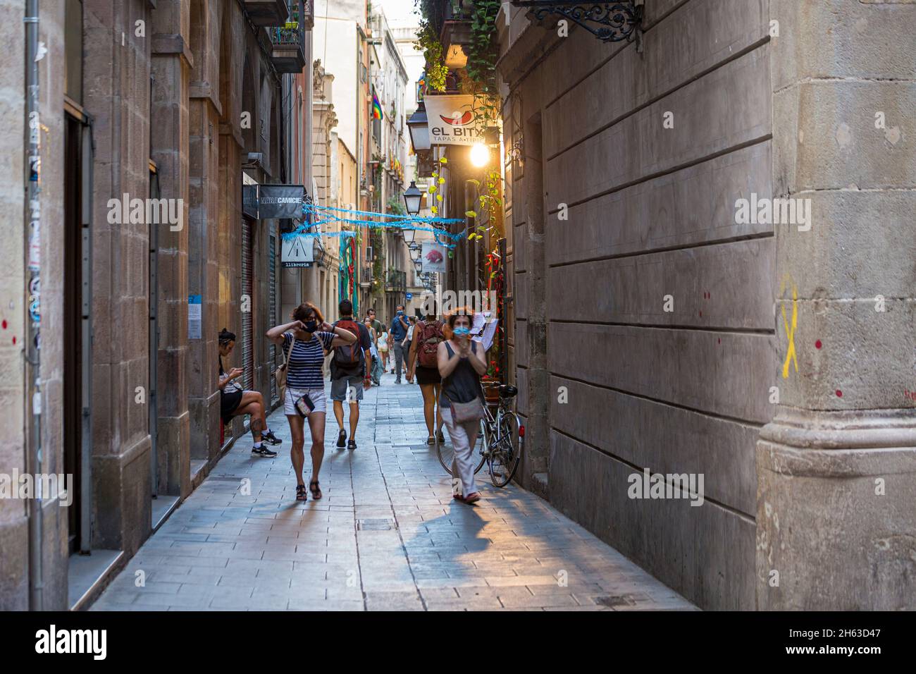 Impressionen von barcelona - eine Stadt an der Küste des nordöstlichen spaniens. Sie ist die Hauptstadt und größte Stadt der autonomen Gemeinschaft katalonien sowie die zweitbevölkerungsreichste Gemeinde spaniens. Stockfoto