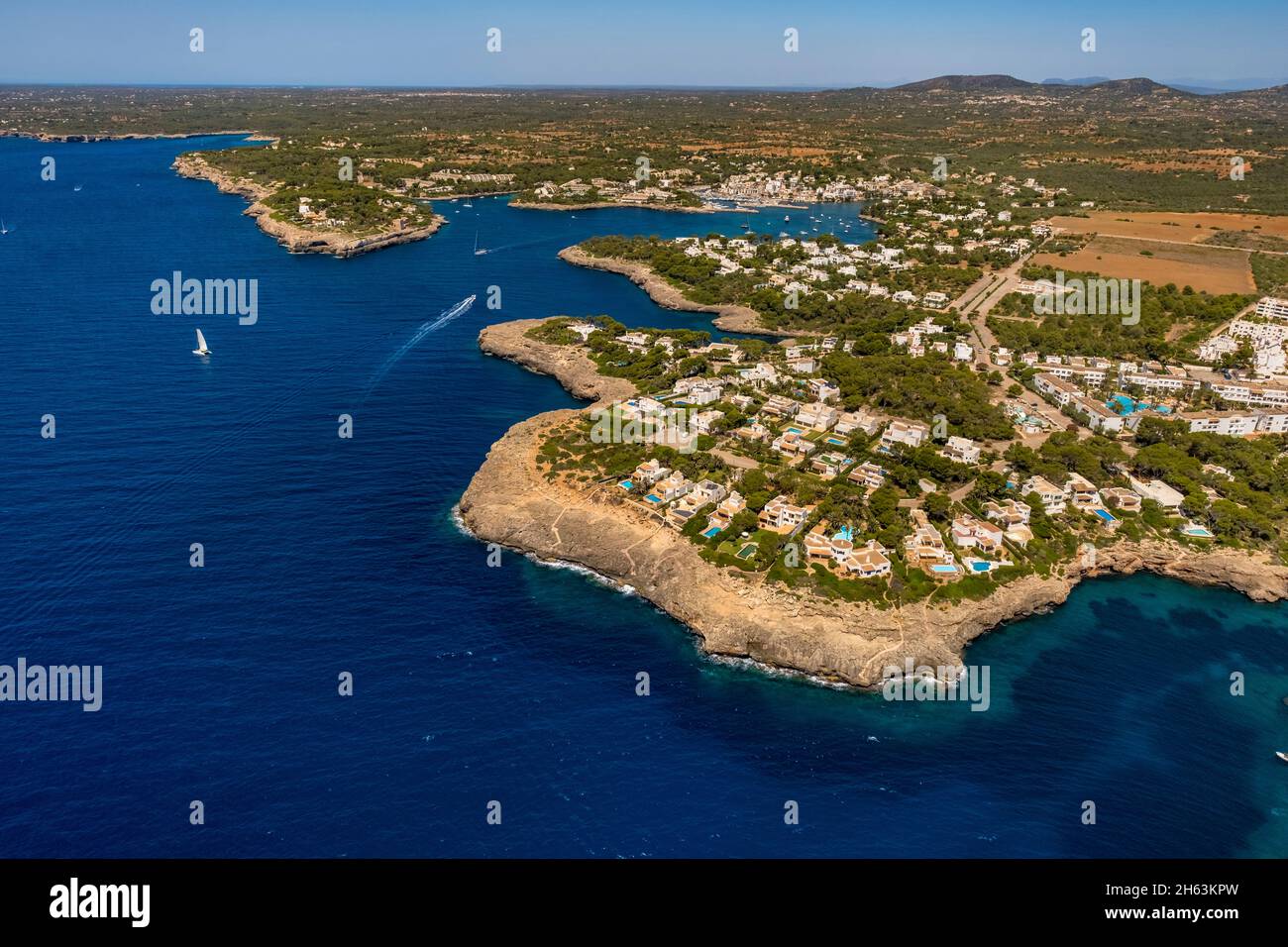 Luftaufnahme, Küste mit Buchten in cala d'Or,Santanyí,mallorca,balearen,spanien Stockfoto