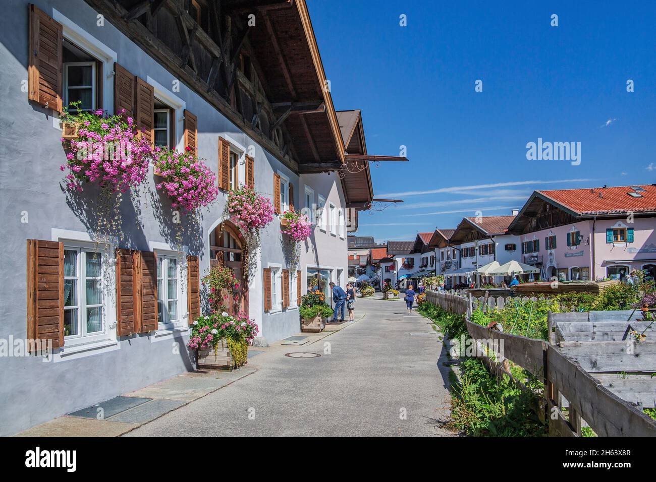obermarkt mit typischen Häusern,mittenwald,isartal,werdenfelser Land,oberbayern,bayern,deutschland Stockfoto