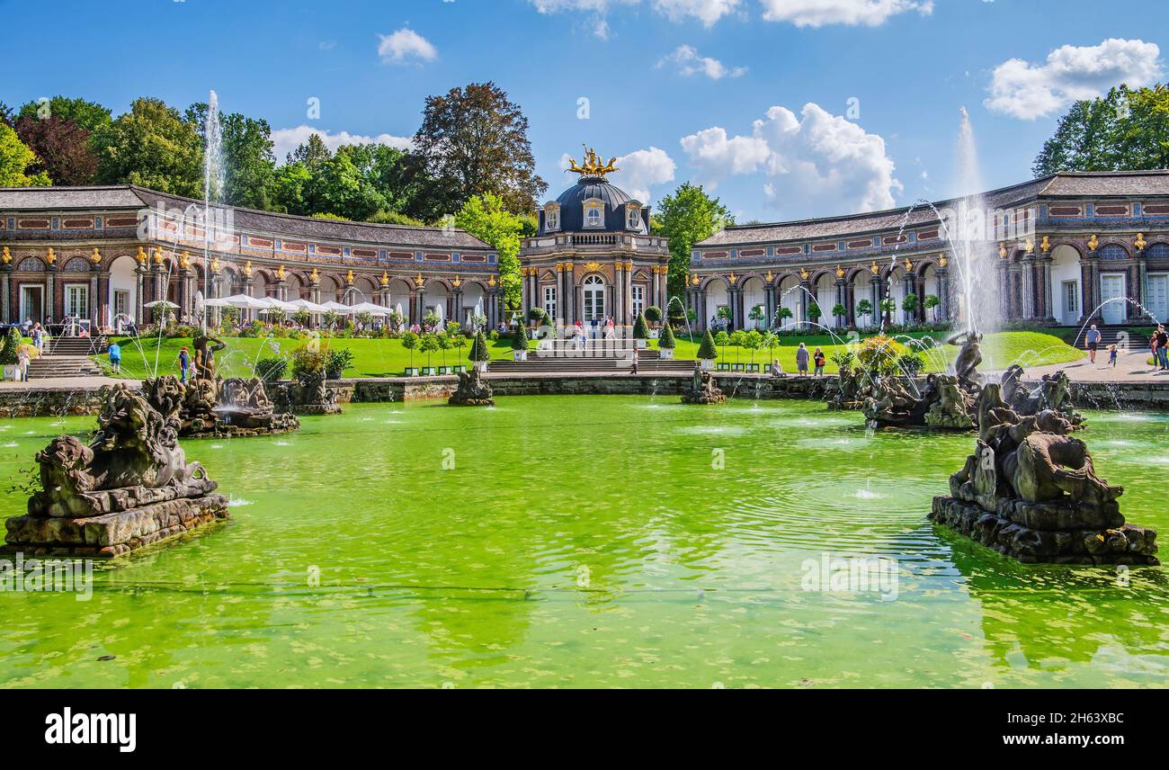 Neuer Palast mit Sonnentempel und Wasserkunst der Einsiedelei, bayreuth, oberfranken, franken, bayern, deutschland Stockfoto