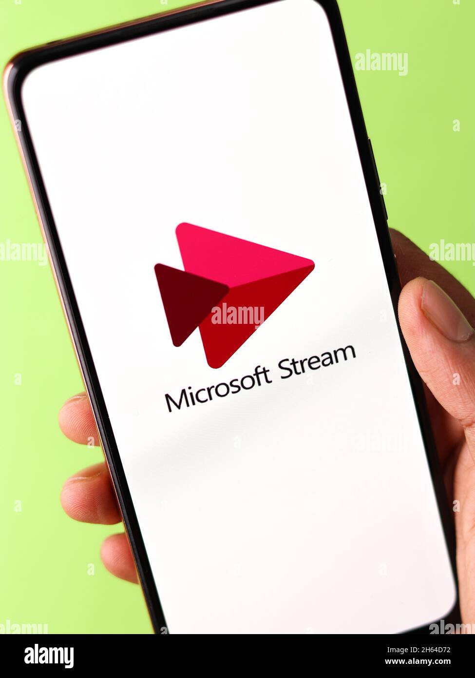 West Bangal, Indien - 11. November 2021 : Microsoft Stream-Logo auf dem Telefonbildschirm Stock Bild. Stockfoto