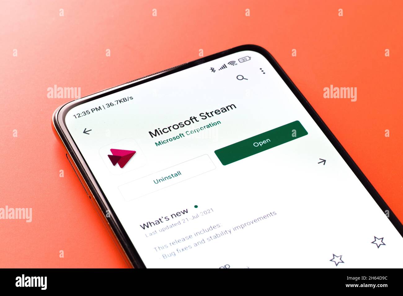 West Bangal, Indien - 11. November 2021 : Microsoft Stream-Logo auf dem Telefonbildschirm Stock Bild. Stockfoto